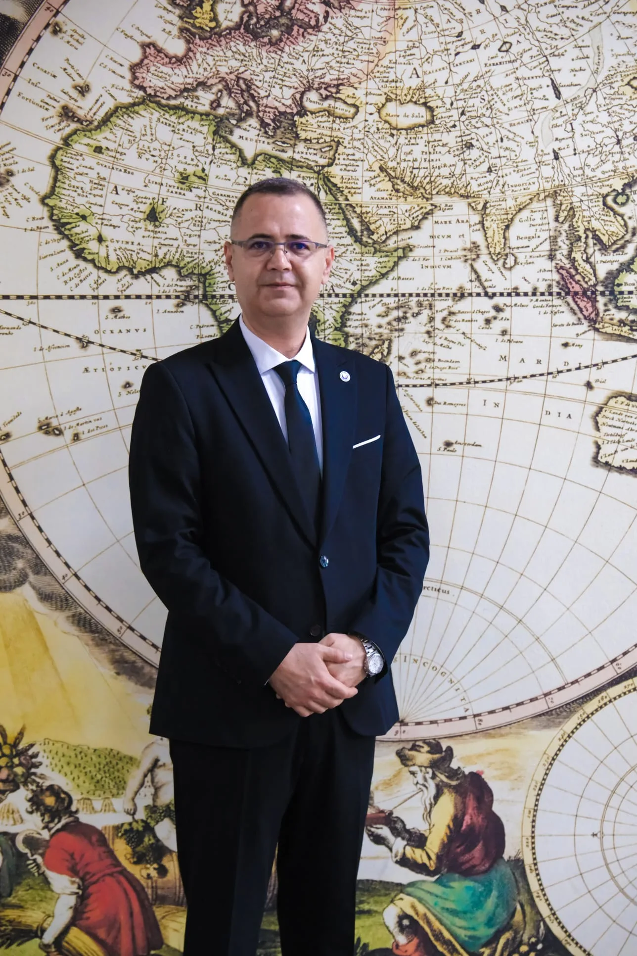 HAKAN ÖZGÜR