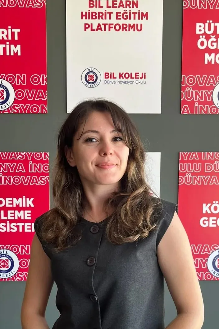 Hayal AKGÜN