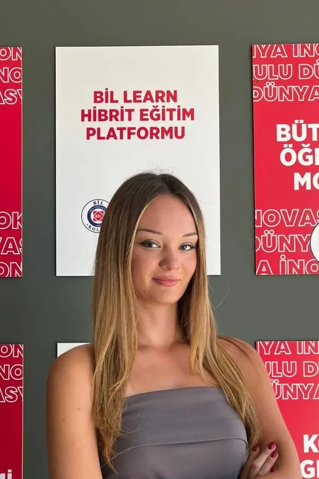 Öykü SELVİ