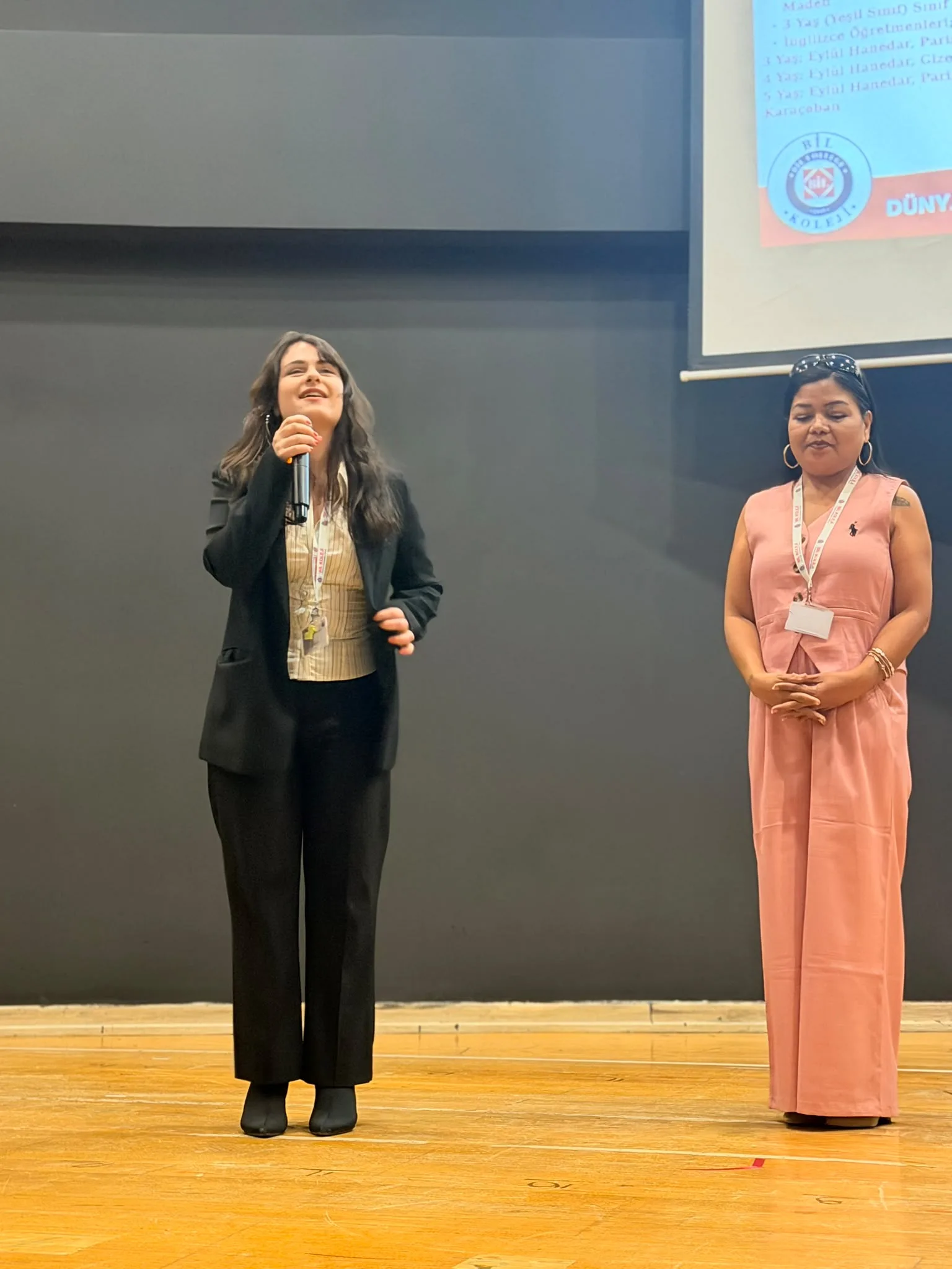 Bugün okulumuzda Anaokulu ve İlkokul velilerimizle bir araya gelmenin mutluluğunu yaşadık. görseli 23