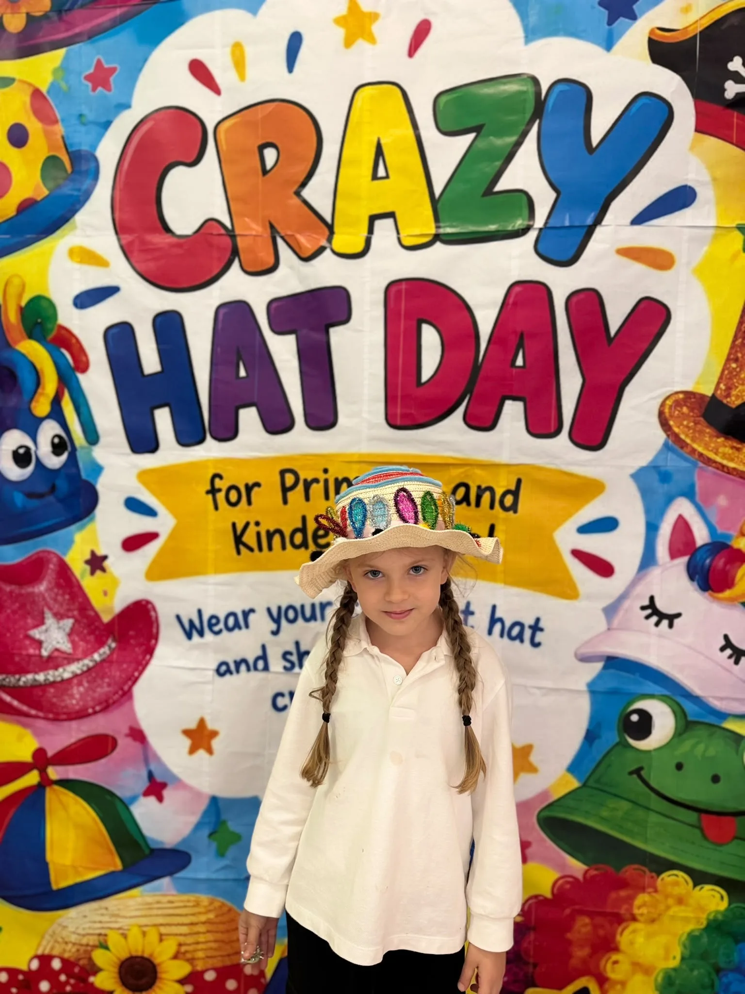 CRAZY HAT DAY! görseli 10