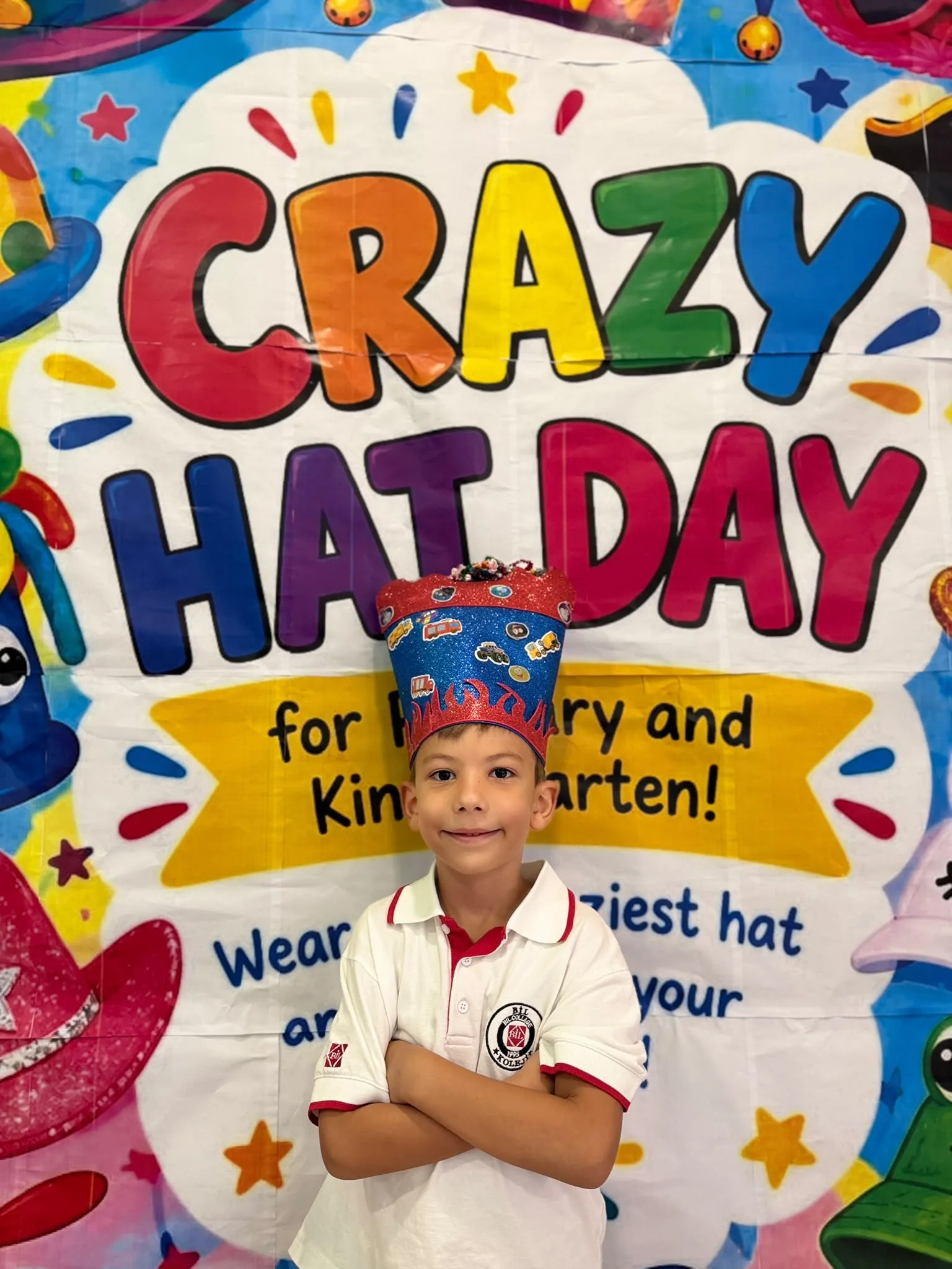 CRAZY HAT DAY! görseli 14