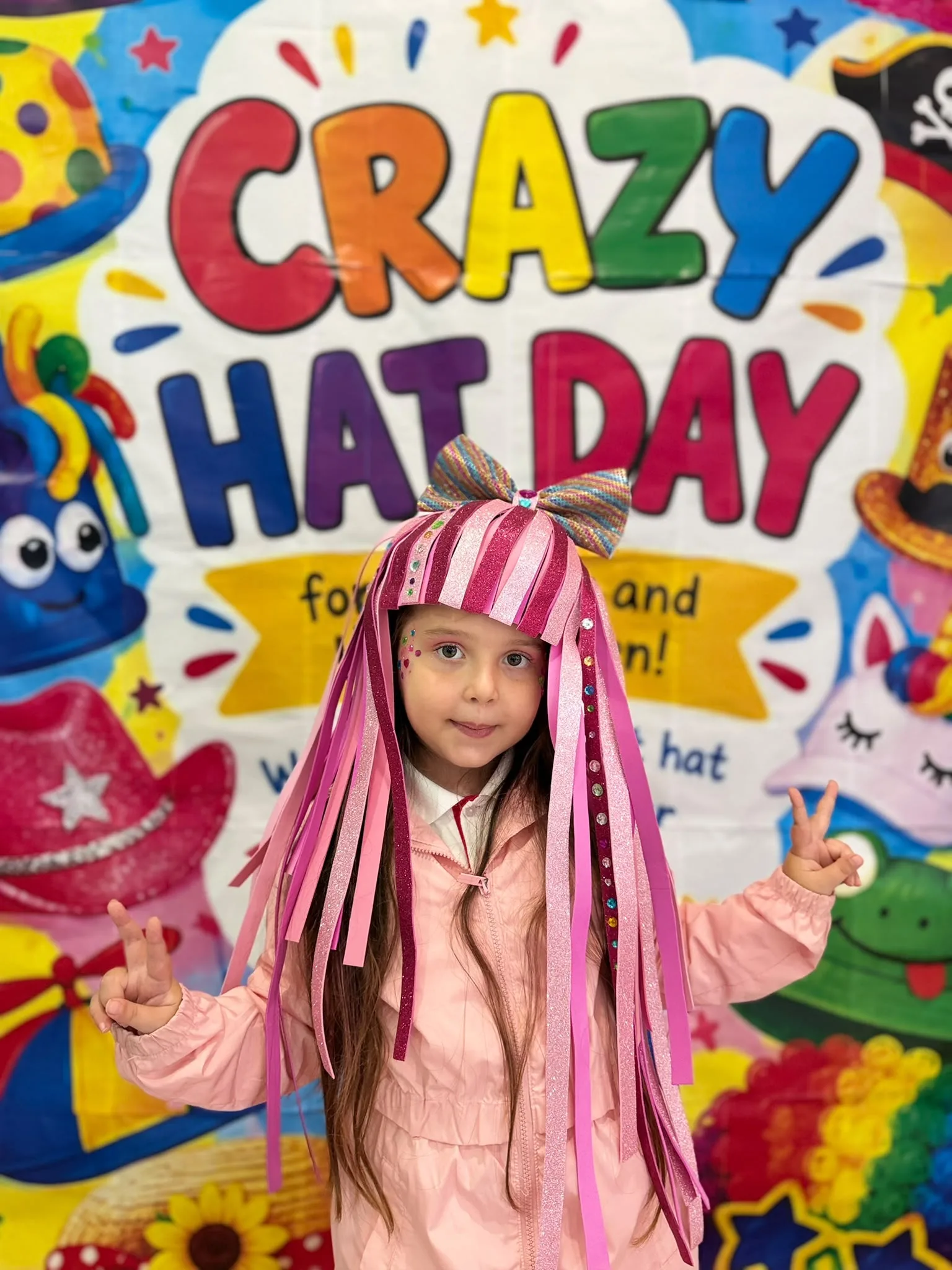 CRAZY HAT DAY! görseli 15