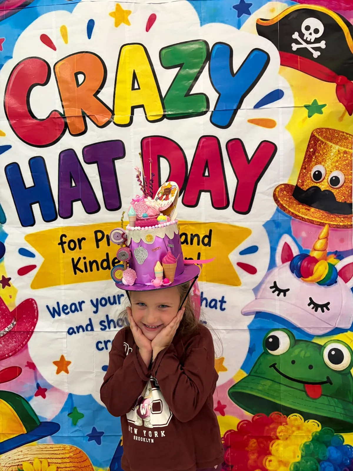 CRAZY HAT DAY! görseli 22