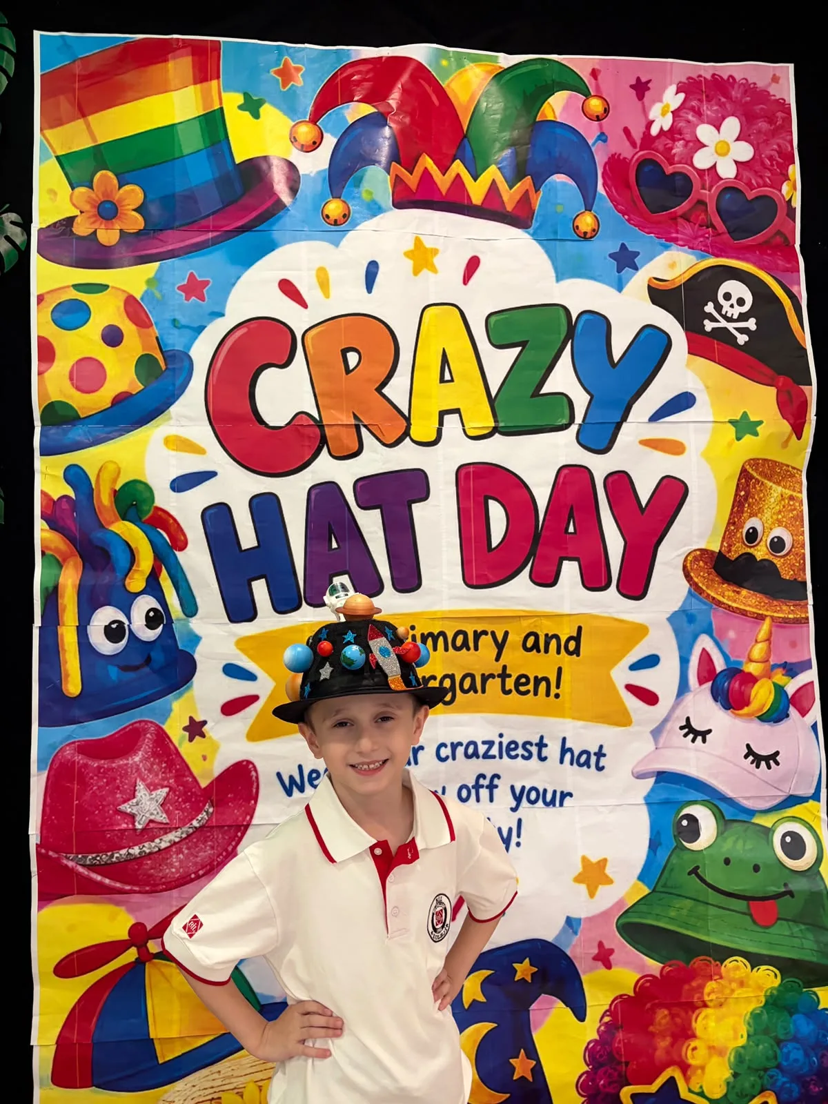 CRAZY HAT DAY! görseli 23