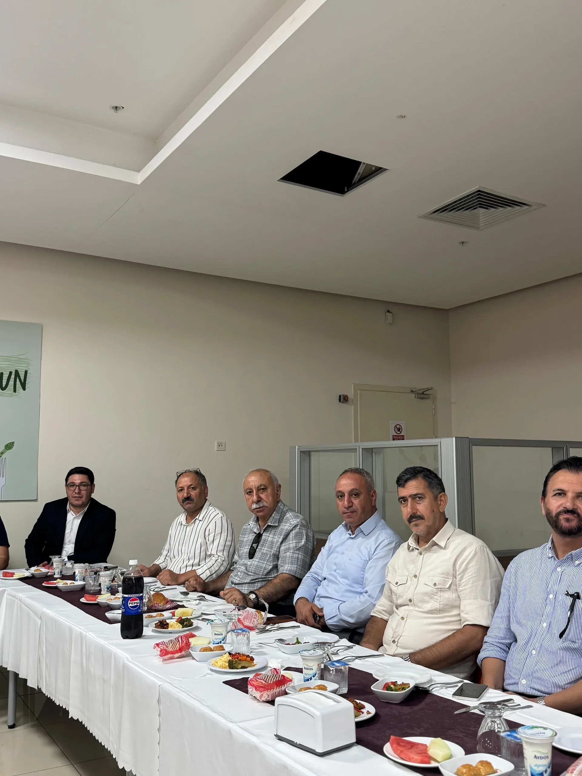 KARS ARDAHAN MAARİF DERNEĞİ Başkanı soner Polat ve yönetim Kurulu’nun kampüs müdürümüz HANİFİ ADIGÜZEL'i ziyareti görseli 4