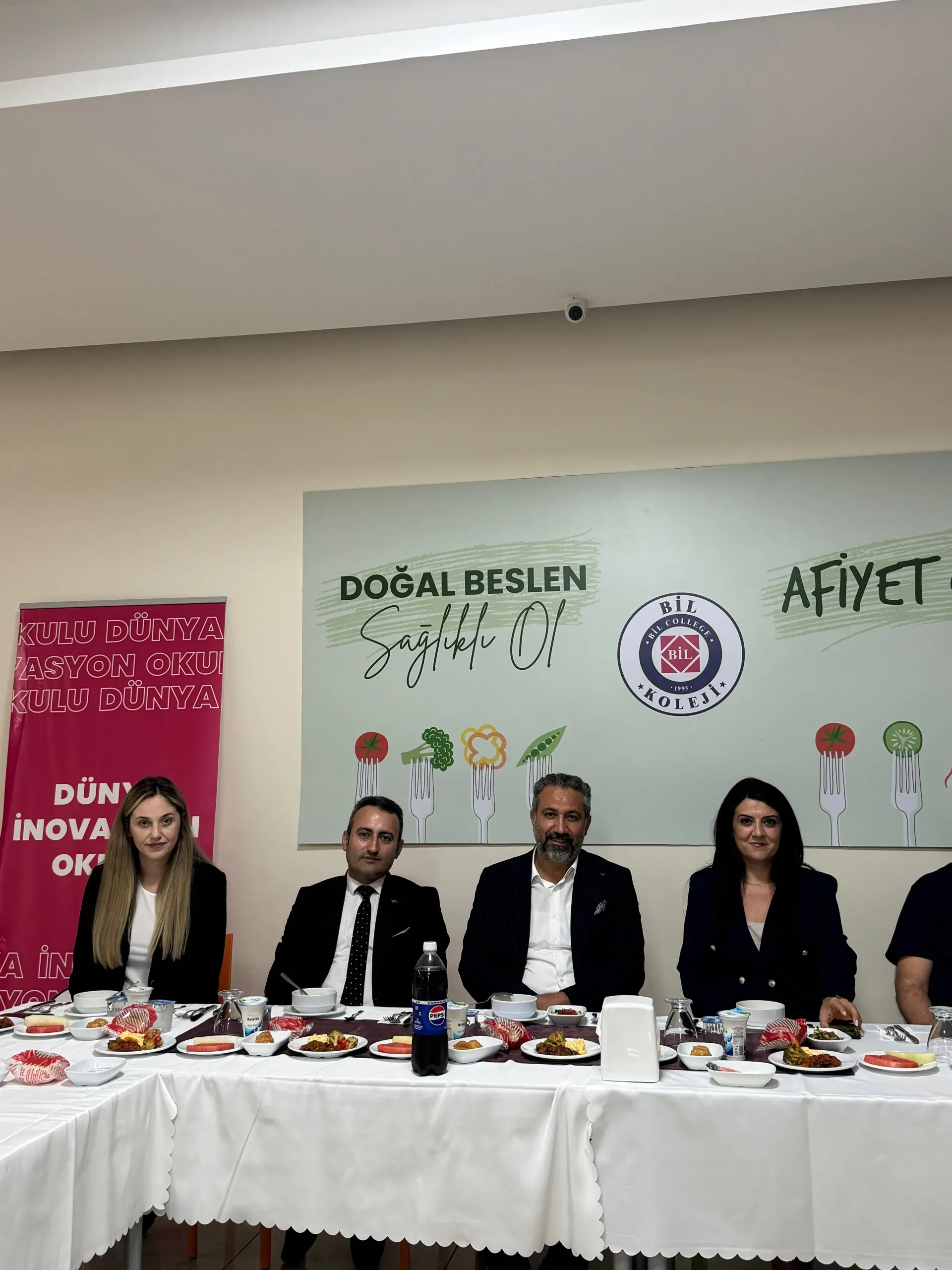 KARS ARDAHAN MAARİF DERNEĞİ Başkanı soner Polat ve yönetim Kurulu’nun kampüs müdürümüz HANİFİ ADIGÜZEL'i ziyareti görseli 5