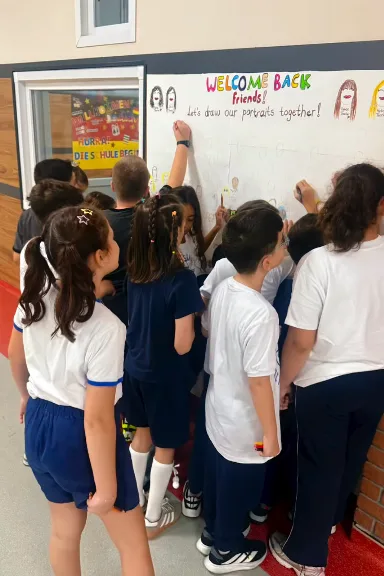 OKULA DÖNÜŞ – HAYDİ, PORTRELERİMİZİ BİRLİKTE ÇİZELİM! görseli 9