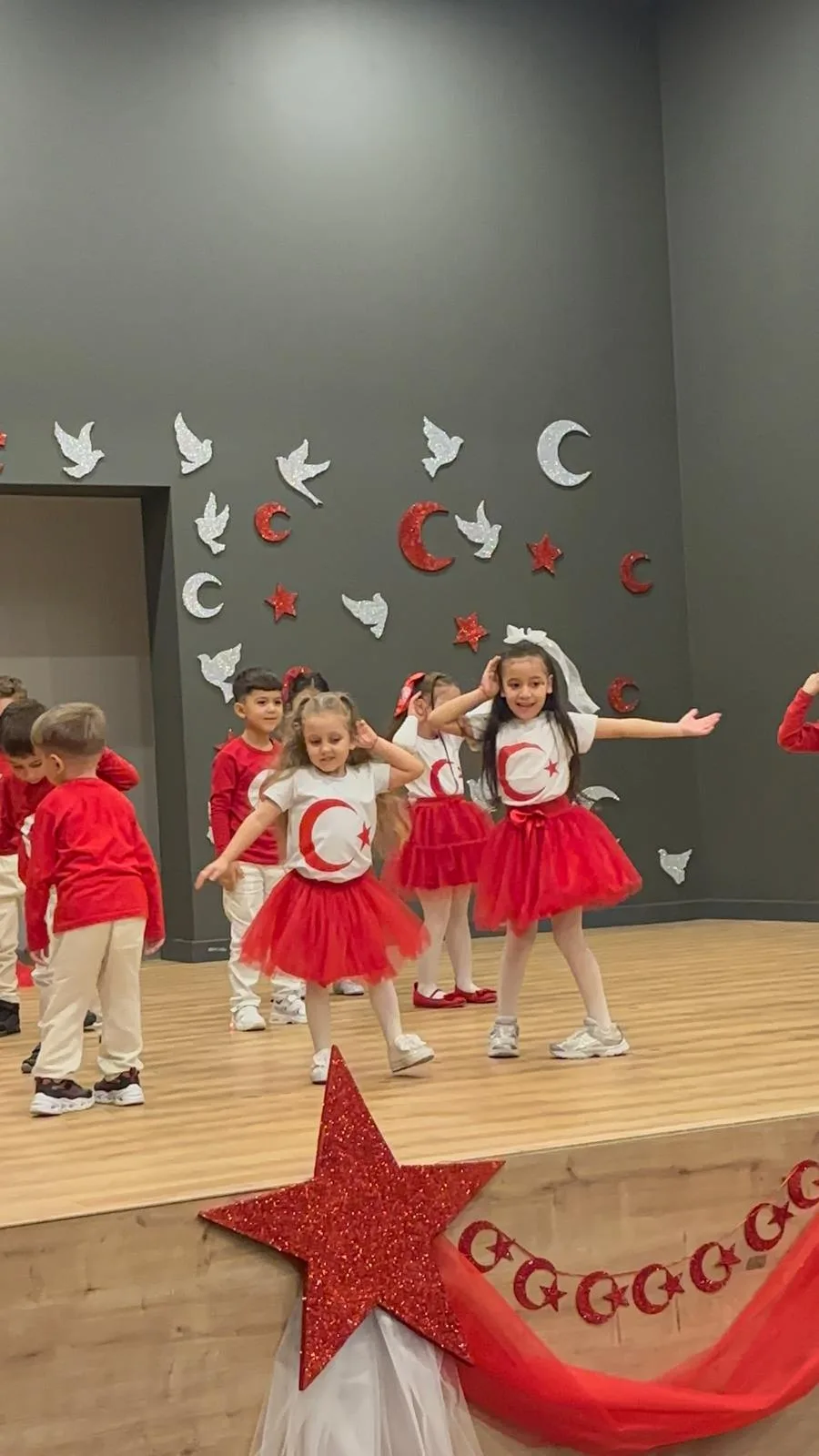 29 EKİM CUMHURİYET BAYRAMIMIZ KUTLU OLSUN! görseli 29