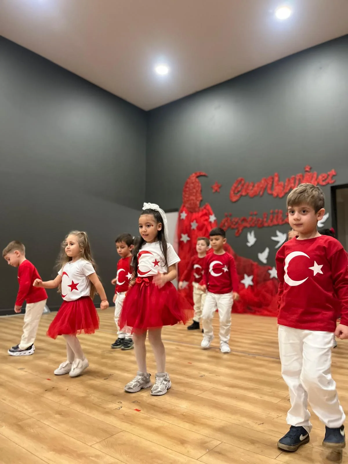 29 EKİM CUMHURİYET BAYRAMIMIZ KUTLU OLSUN! görseli 33
