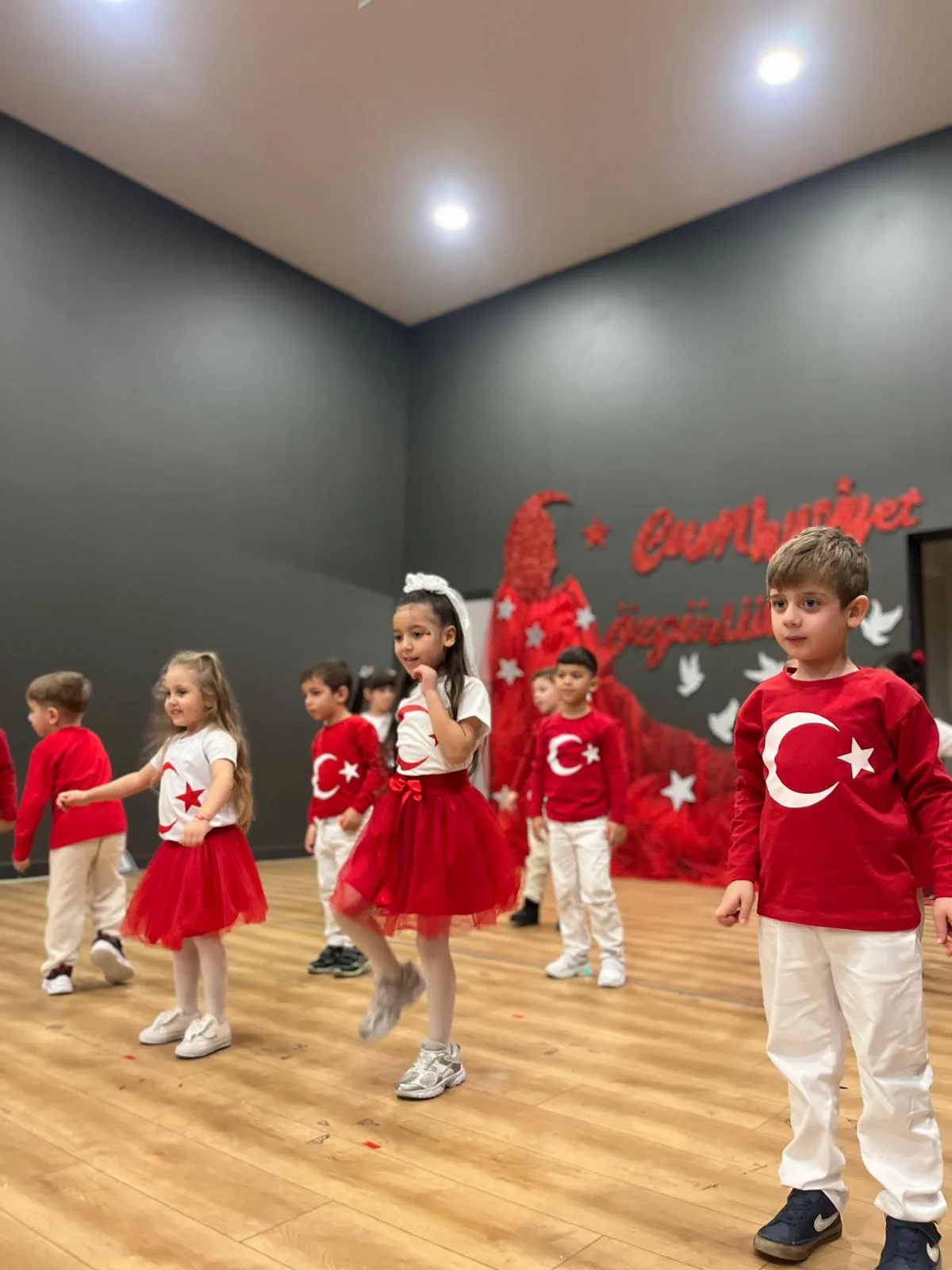 29 EKİM CUMHURİYET BAYRAMIMIZ KUTLU OLSUN! görseli 39