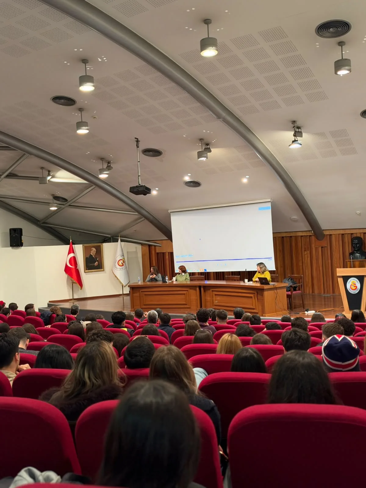 GELECEĞE AÇILAN KAPILAR: GALATASARAY ÜNİVERSİTESİ GEZİMİZ görseli 10