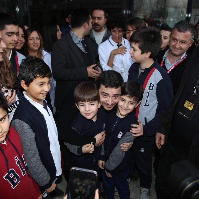 Ünlü oyuncular Aydın Bil Koleji öğrencileri ile buluştu