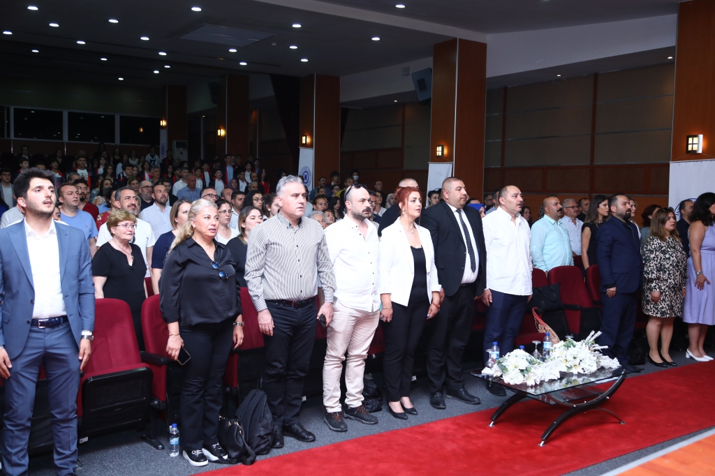 2021-2022 Eğitim Öğretim Yılı Mezuniyet Törenimiz. görseli 2