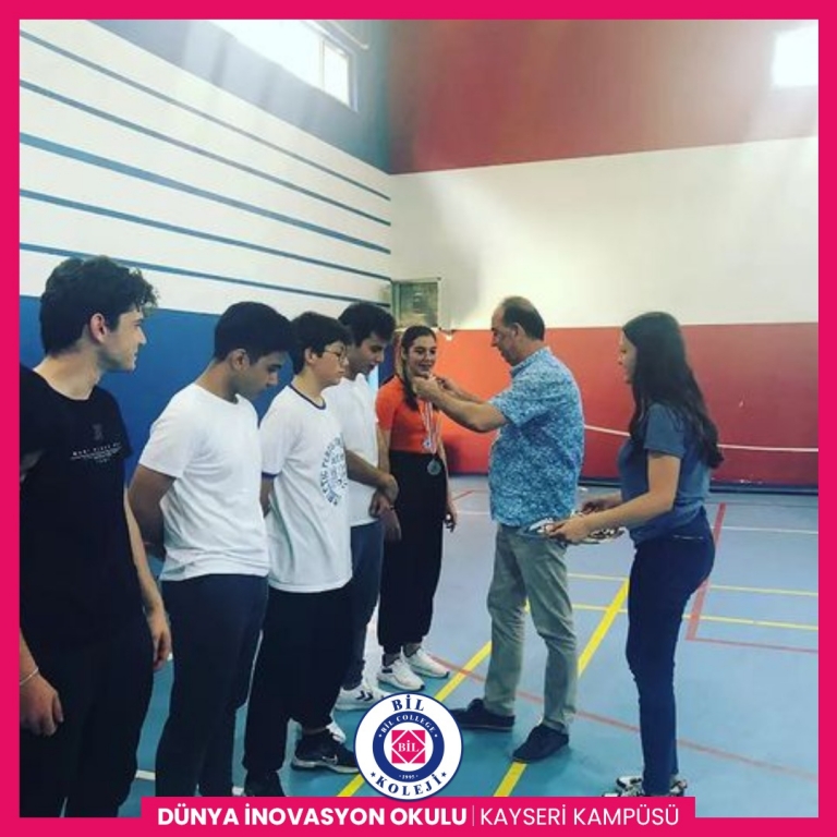 Bil 'de Sınıflar Arası Voleybol Turnuvası görseli 2