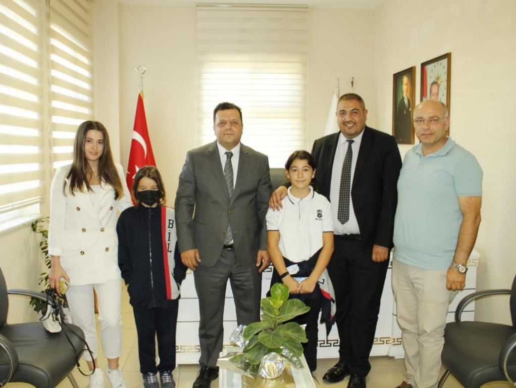Okul Müdürümüz Caner KAYA, Kağıthane İlçe Kaymakamı Sn. Tahir ŞAHİN ve Kağıthane İlçe Milli Eğitim Müdürü Sn Ufuk DİLEKÇİ'yi makamlarında ziyaret etti.