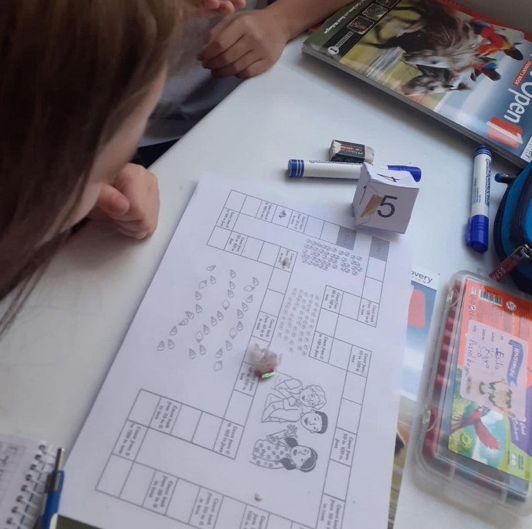 We have worked numbers with 5th grades with a board game! görseli 8
