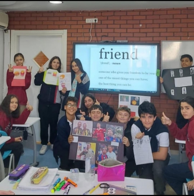 We all speak out the importance of friendships in their lives! görseli 9