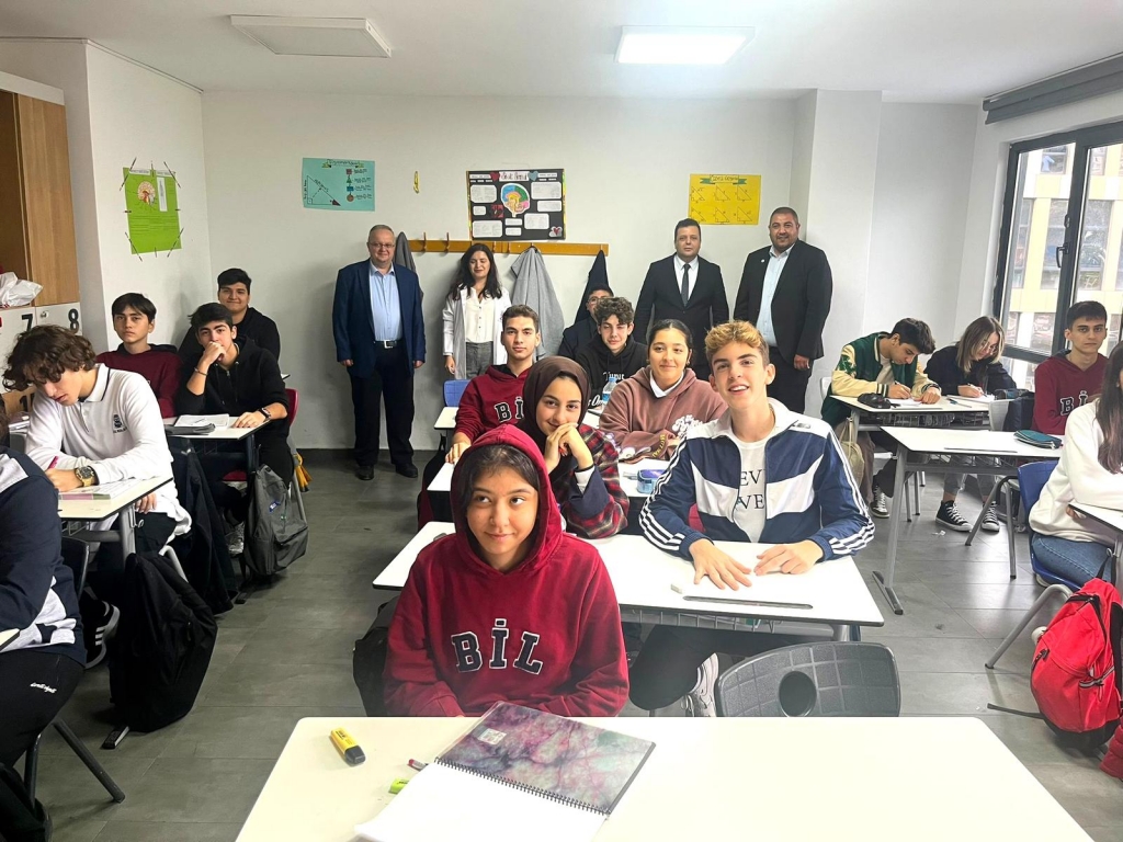 Kağıthane İlçe Milli Eğitim Müdürü Sayın Dr. Ufuk DİLEKÇİ ve Şube Müdürü Sn. Yılmaz YILDIRIM'ın Okulumuza Ziyareti. görseli 2