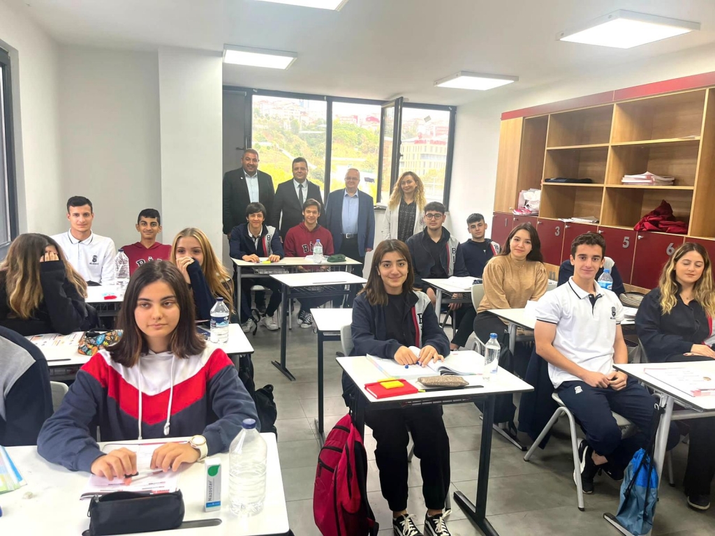 Kağıthane İlçe Milli Eğitim Müdürü Sayın Dr. Ufuk DİLEKÇİ ve Şube Müdürü Sn. Yılmaz YILDIRIM'ın Okulumuza Ziyareti. görseli 7