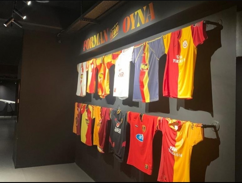 Galatasaray Nef stadyumu ve müzesi ziyareti görseli 13