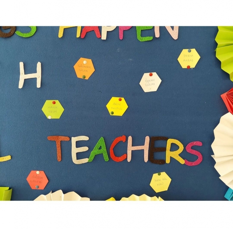 AMAZING THINGS HAPPEN WITH HIGH SCHOOL TEACHERS! görseli 4