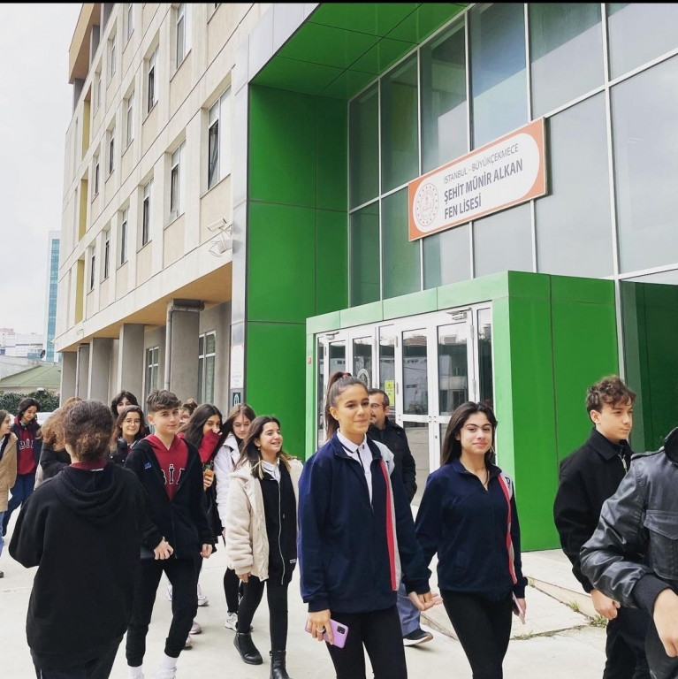 Şehit Münir Alkan Fen Lisesine Gezimiz görseli 4