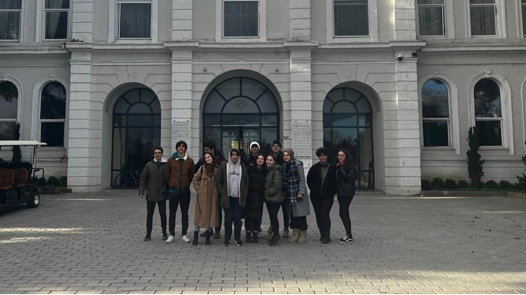12. Sınıf Öğrencilerimizin Mesleki Rehberlik Çalışmaları- Yıldız Teknik Üniversitesi Gezisi görseli 3