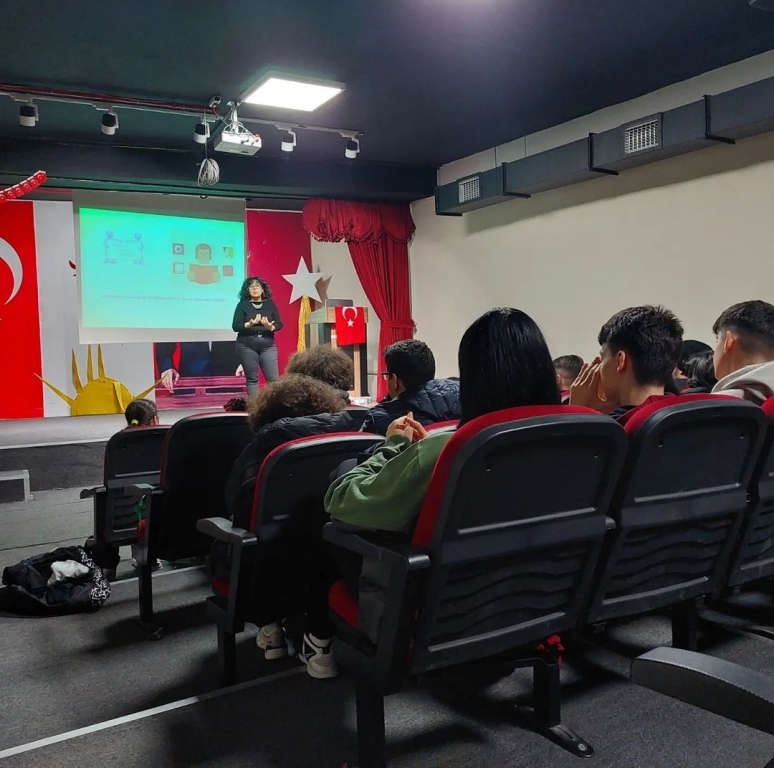 Verimli Ders Çalışma Teknikleri görseli 2