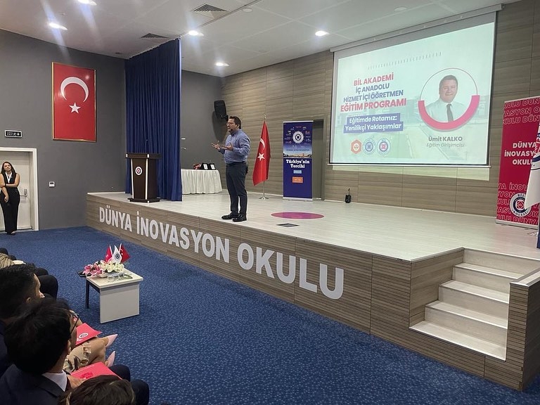 Hizmet İçi Eğitim Programına Sayın Ümit Kalko' nun Konuşmasıyla Başlandı görseli 2