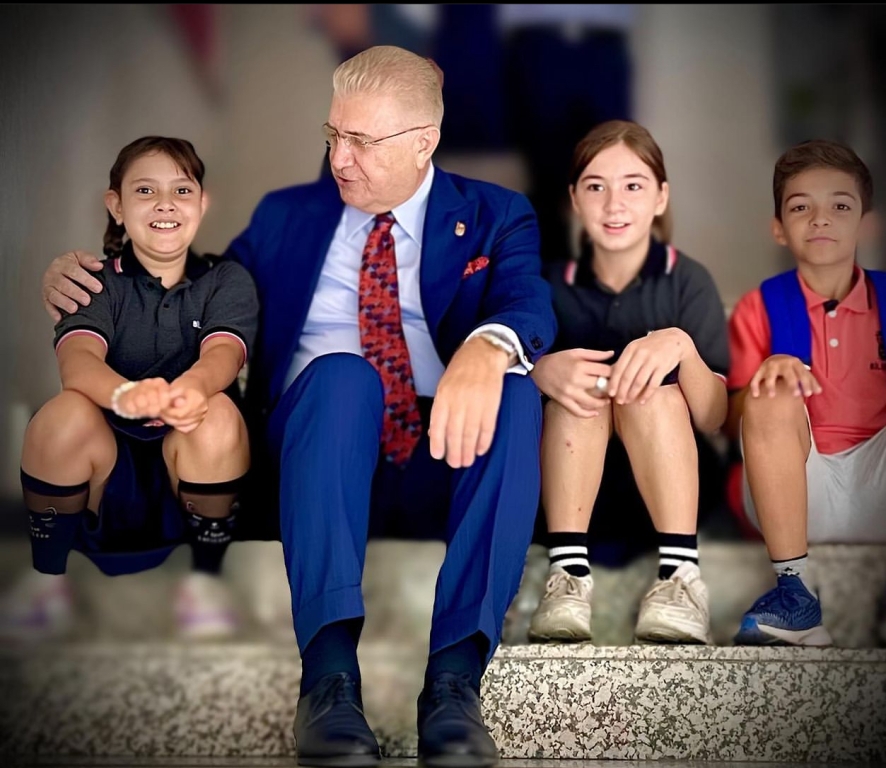 BİL Eğitim Kurumları Yönetim Kurulu Başkanımız Sn. Prof. Dr. Mustafa AYDIN okulumuzu ziyaret etmiştir.