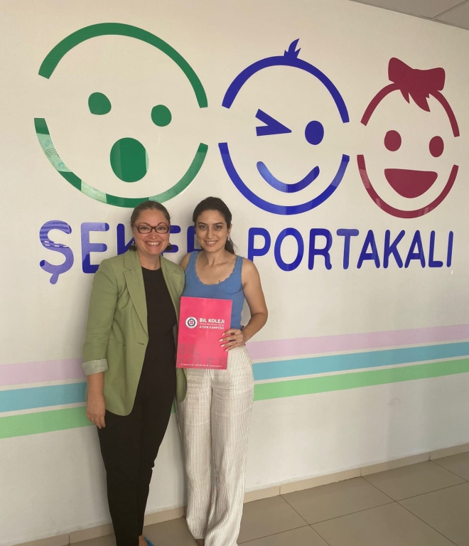 Yeniye,yeniliğe ve hep daha iyiye yol alabilmek için yürüttüğümüz "Kardeş Okul" projemizle yeni bir döneme daha başlıyoruz.