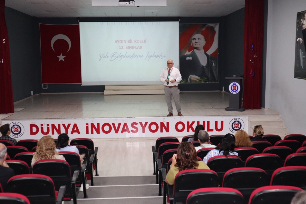 Aydın Bil Koleji 9. Sınıf VE 12. Sınıf öğrencilerimizin Veli toplantıları bugün okulumuzda gerçekleştirildi.