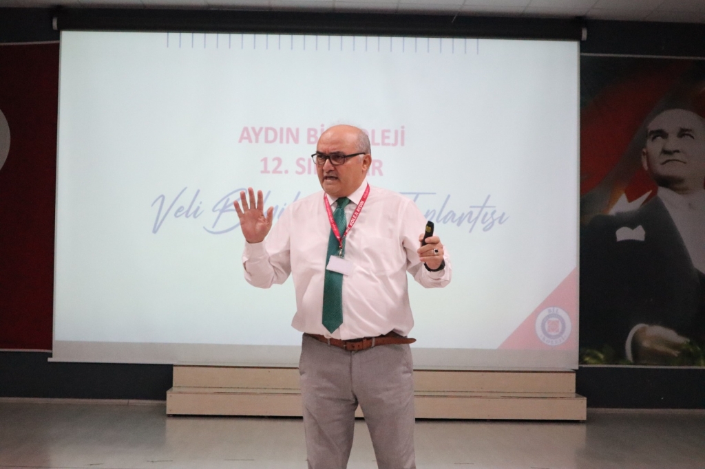 Aydın Bil Koleji 9. Sınıf VE 12. Sınıf öğrencilerimizin Veli toplantıları bugün okulumuzda gerçekleştirildi. görseli 3