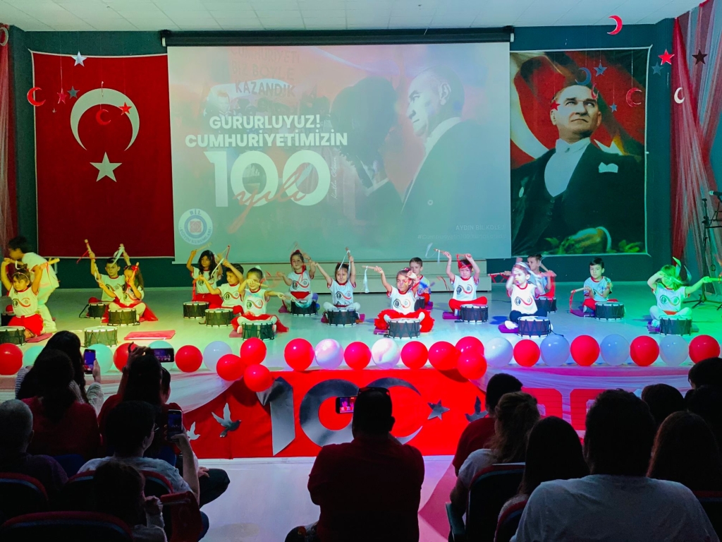 Cumhuriyetimizin 100. Yılı Aydın Bil Kolejinde Görkemli Bir Şekilde Kutlandı. görseli 12