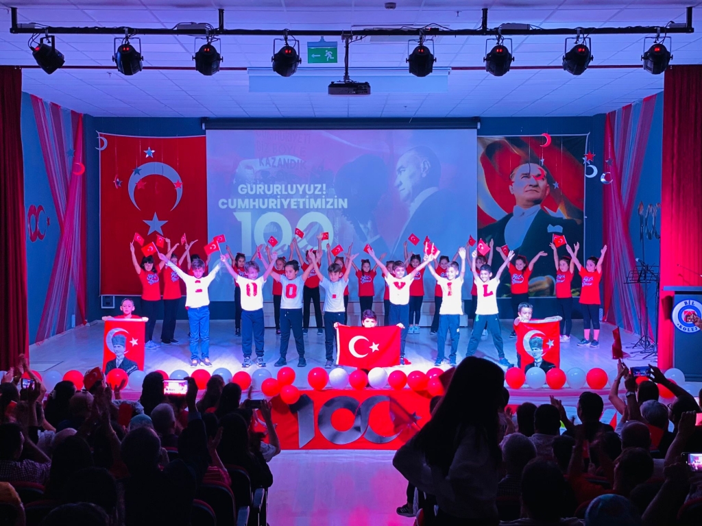 Cumhuriyetimizin 100. Yılı Aydın Bil Kolejinde Görkemli Bir Şekilde Kutlandı. görseli 25