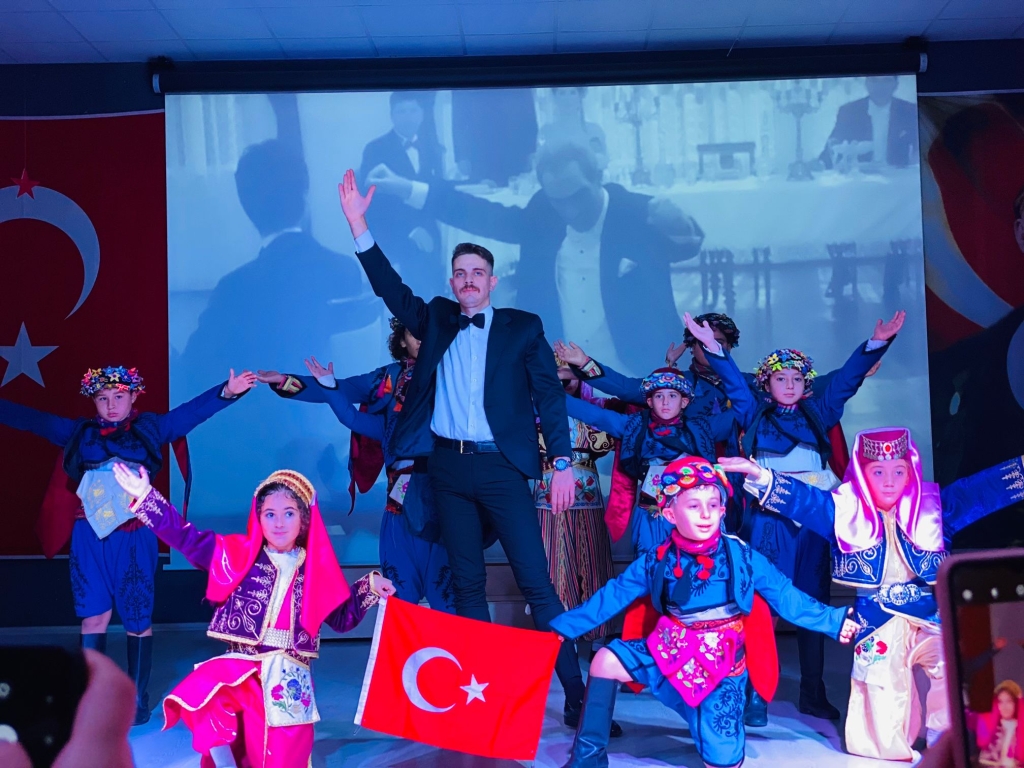 Cumhuriyetimizin 100. Yılı Aydın Bil Kolejinde Görkemli Bir Şekilde Kutlandı. görseli 34