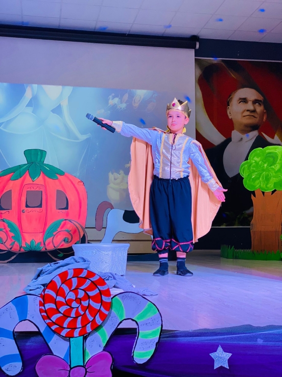 Aydın Bil Koleji'nde English Show Zamanı! görseli 12