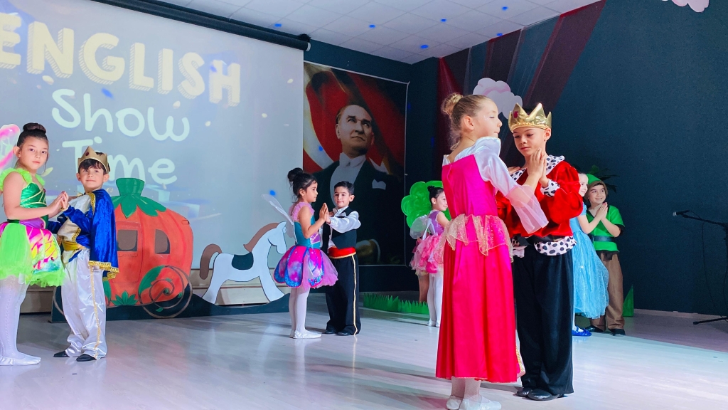 Aydın Bil Koleji'nde English Show Zamanı! görseli 14