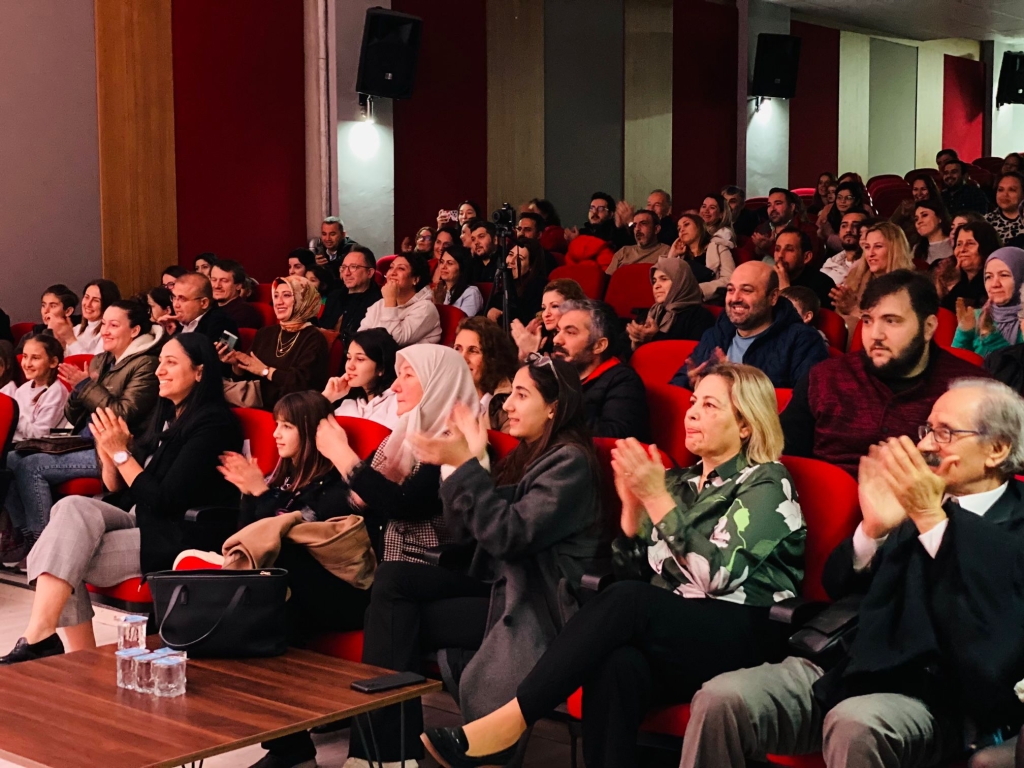 Aydın Bil Koleji'nde English Show Zamanı! görseli 24