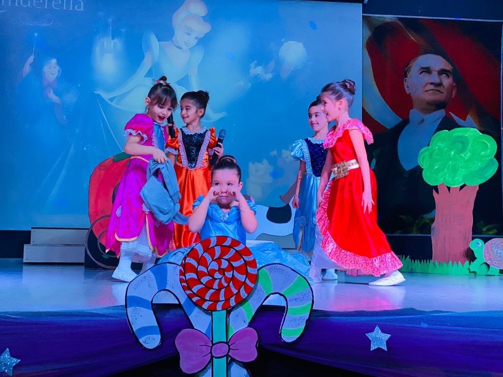 Aydın Bil Koleji'nde English Show Zamanı! görseli 39