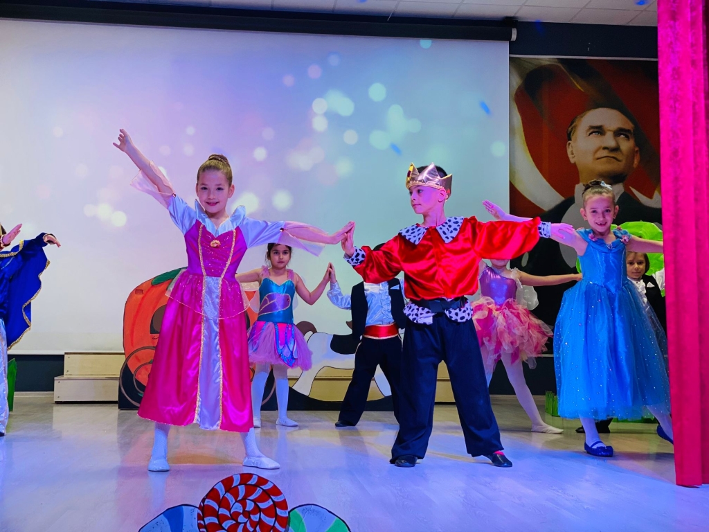 Aydın Bil Koleji'nde English Show Zamanı! görseli 55