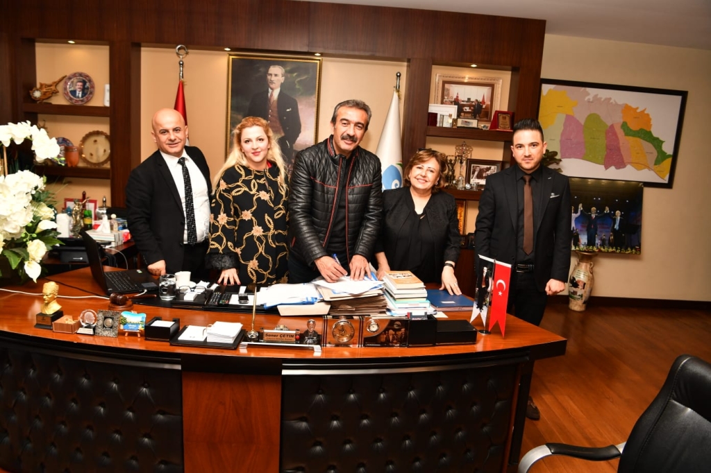 Çukurova Beld. Bşk. Soner ÇETİN'le Belediye personeli ve personel yakınlarına %50+%10 Burslu okuma imkanı görseli 6