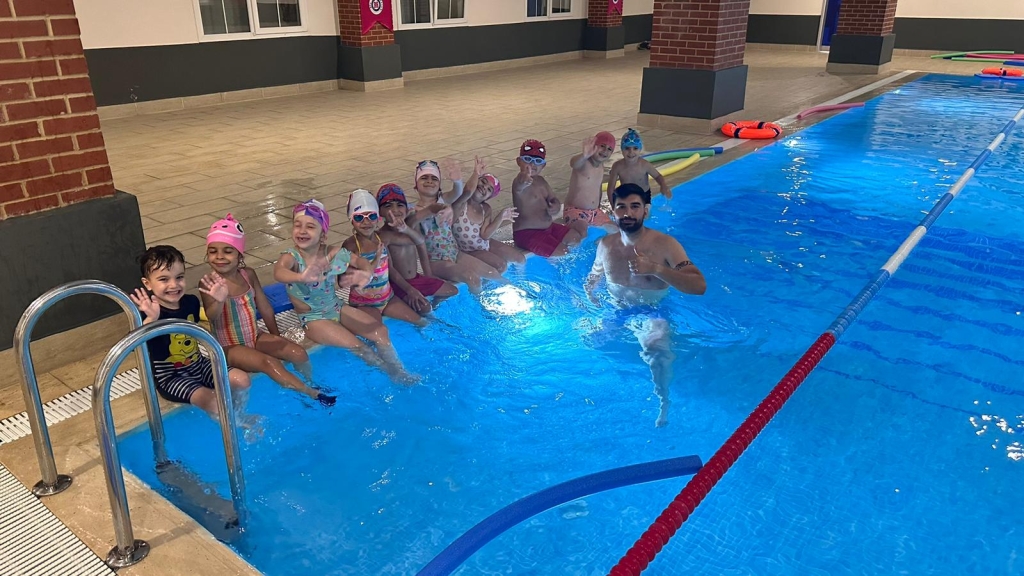 SUMMER SCHOOL POOL DAY