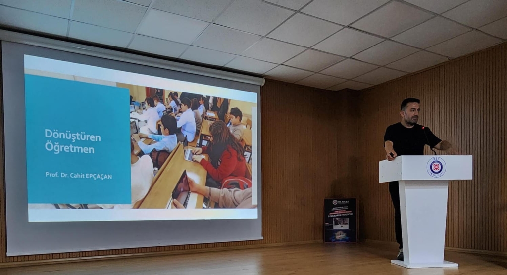Prof. Dr. Cahit EPÇAÇAN ile "Dönüştüren Öğretmen" adlı seminerini gerçekleştirdi.