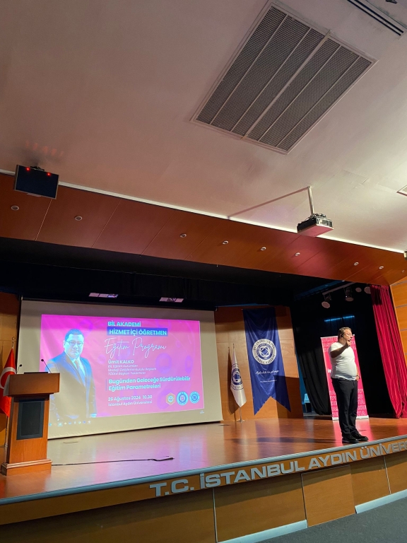 2024-2025 Eğitim Öğretim Dönemi Zümre Çalışmalarımız Sn. Genel Müdürümüz Caner KAYA'nın açılış konuşması ardından değerli hocalarımız Sn.Doç.Dr Ali KAPLAN'ın ''Etkin Sunum Teknikleri'' ve Sn.Dr Gamze GEZİNCİ'nin ''Çocuk Psikolojisi'' sunumları ile gerçekleştirildi. Kendilerine katılımlarından dolayı teşekkür ediyoruz. görseli 5