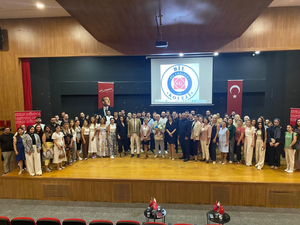 2024-2025 Eğitim Öğretim Yılı Zümre Çalışmalarımız Genel Müdürümüz Sn. Caner KAYA, İstanbul Aydın Üniversitesi İdari Koordinatörü Öğretim Görevlisi Sn. Halil İbrahim KÖKÇÜ, Bil Okulları Genel Müdürlük Ortaokulu-Lise Koordinatörü Sn. Zerrin AKINLI, Bil Okulları Genel Müdürlük Rehberlik ve Kariyer Merkezi Koordinatörü Sn. Ebru UNUTMAZER, Bil Okulları Genel Müdürlük Yabancı Diller Eğitim Koordinatörü Sn. Yeşim YAVAŞ ve Bil Okulları Genel Müdürlük Uygulamalı Dersler Koordinatörü Sn. Erkan BAYAR hocalarımızın da katkılarıyla gerçekleştirildi.