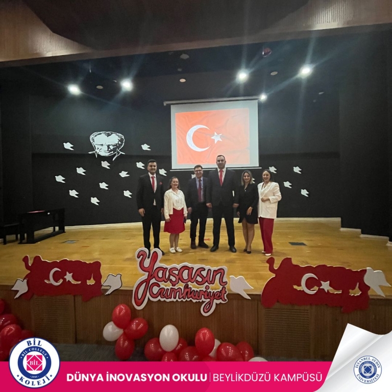 29 Ekim Cumhuriyet Bayramı Programımız Genel Müdürümüz Sn. Fatih Çelik ve Kampüs Müdürümüz Sn. Ertan Ünlü’nün açılış konuşmalarıyla başladı. Katılım gösteren tüm velilerimize teşekkür ediyoruz. Yaşasın Cumhuriyet görseli 4