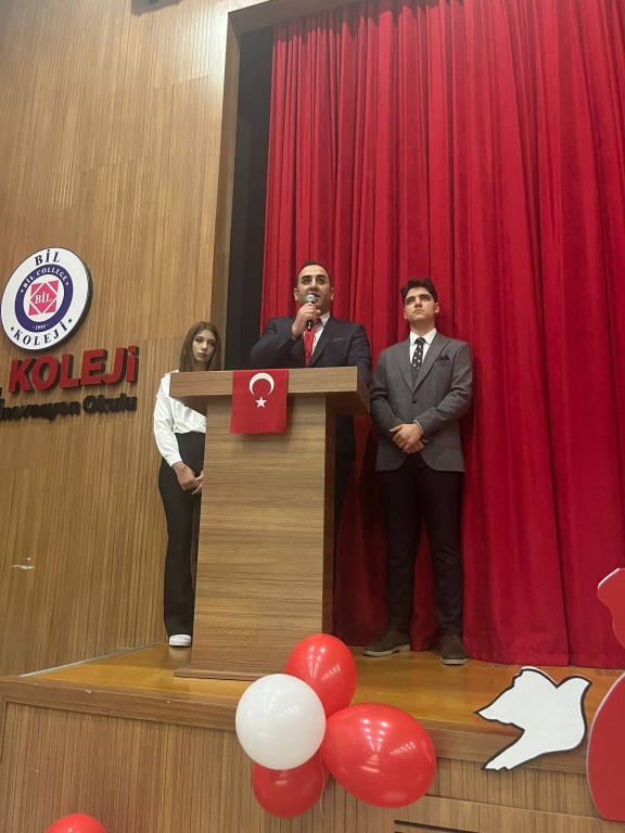 29 Ekim Cumhuriyet Bayramı Programımız Genel Müdürümüz Sn. Fatih Çelik ve Kampüs Müdürümüz Sn. Ertan Ünlü’nün açılış konuşmalarıyla başladı. Katılım gösteren tüm velilerimize teşekkür ediyoruz. Yaşasın Cumhuriyet görseli 6