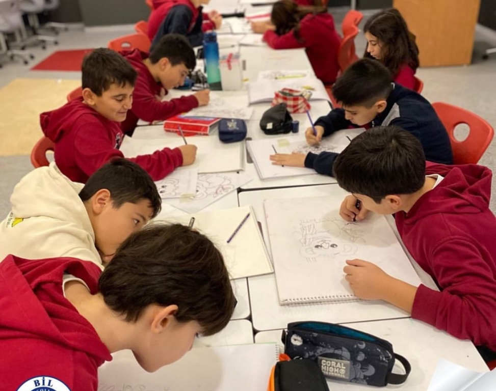 Görsel sanatlar dersinde,estetik güzelin, görünüşün yaratmada kullanılan teknik ‘temel’ öğelerinden biri olan nokta çalışmasını işledik.⚫️